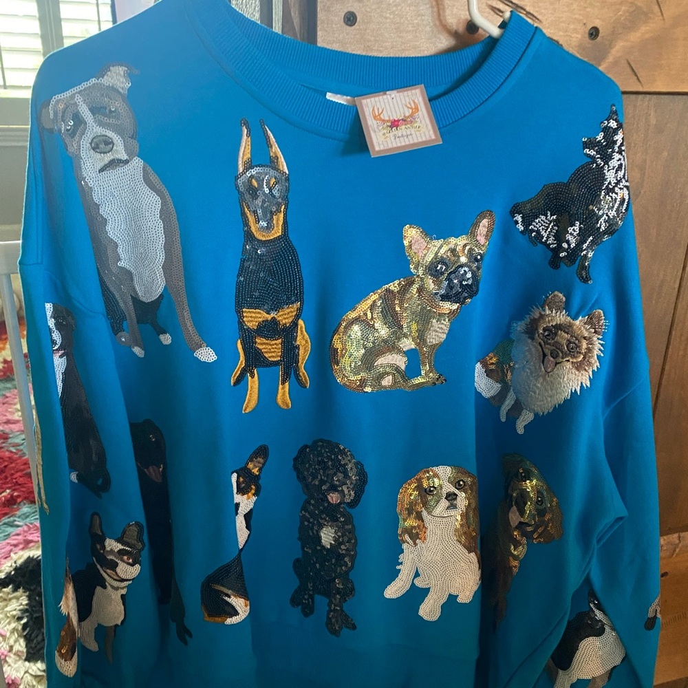 QOS dog sweatshirt